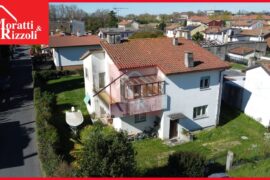 Casa singola con ampio giardino a Cervignano del Friuli